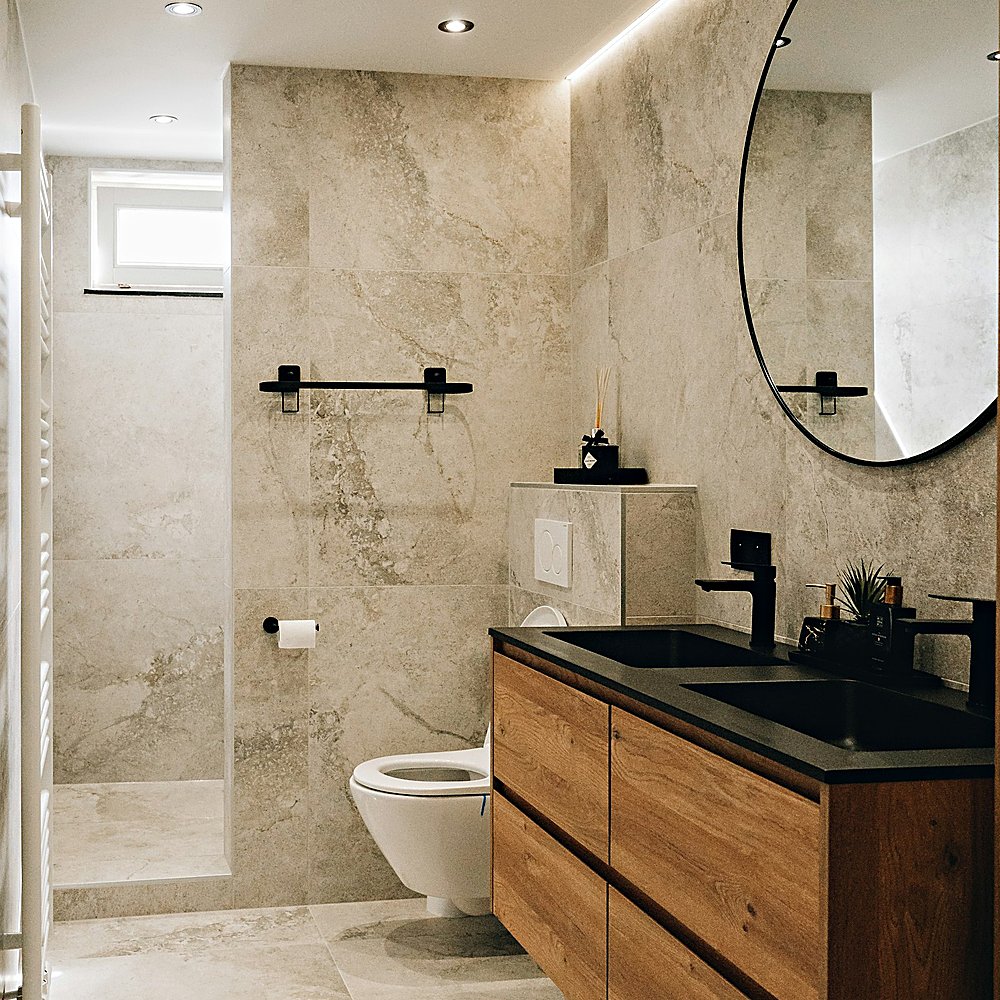 Organic Modern style bathroom designed by Next Level Design